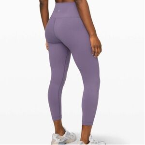 Lululemon Wunder Under High Rise Tight 25” Inseam Size 6 Purple Athleisure Yoga